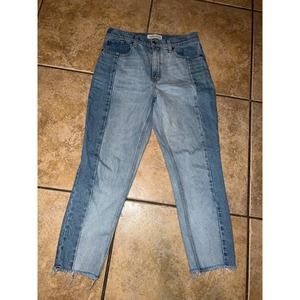 Abercrombie & Fitch High Rise Mom Jeans Size 29